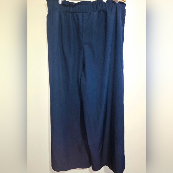 Elegant Navy Blue Plus Size Wide Leg Women's Pants - 3X/18 - Picture 2 of 5